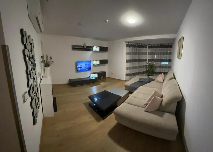 Baicu Zell Am 滨湖采尔